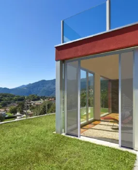 Zanzariera con telaio in alluminio